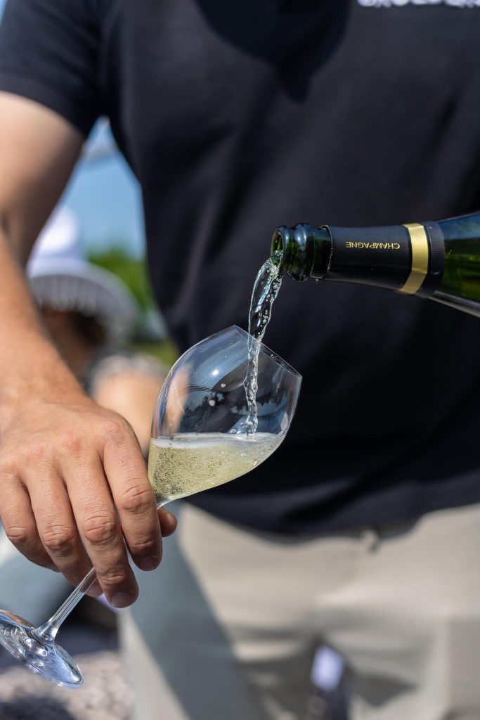 Glas Cava